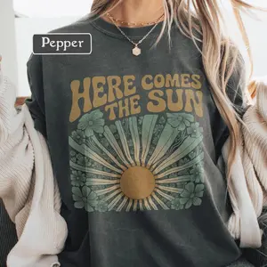 Comfort Colors Retro 70s Sun Graphic Tee, Vintage Sunshine Shirt, Boho Hippie Sun Shirt, Positive Vibes Graphic Tee, Retro Summer Shirt