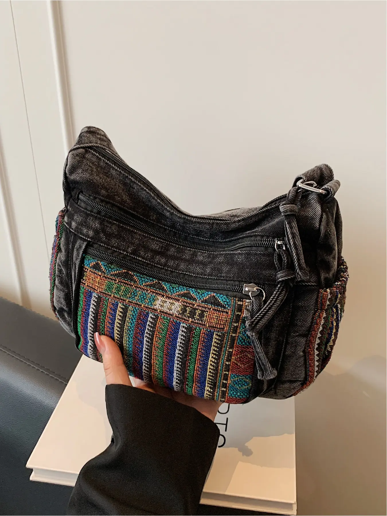 Vintage Ethnic-Style Lightweight Crossbody Bag, Small Square Casual Shoulder Purse for Women, Crossbody Shoulder Bags, Handcrafted Boho Bag for Outdoor & Daily Use, Bohemian Crossbody Purse