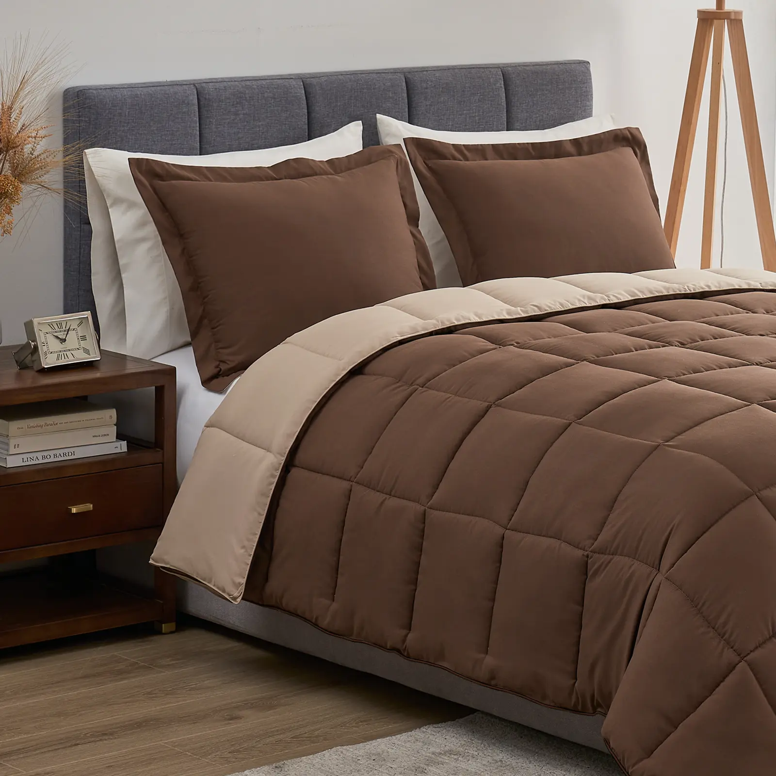 Homelike Moment Queen Size Hotel Luxury Reversible 3 Piece Comforter Set, Double-Sided Lightweight Soft Down Alternative, All-Season Bedding with 2 Shams, Duvet, Puffed Quilt, Machine Washable