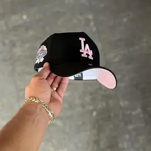 Black Los Angeles Dodgers New Era 9FORTY Curved Brim Baseball Hat, Pink Embroidered LA Logo & Pink Undervisor, MLB Streetwear Cap, Limited Edition 2026 Urban Streetwear Gorra premium, moda urbana para hombres y mujeres