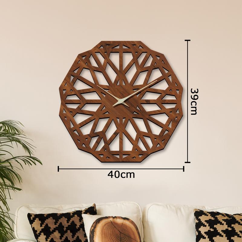 Carved flower shaped wooden wall clock, 16 inch walnut texture unique shaped quartz clock, silent non-ticking battery power supply, thickened 9mm thickness, suitable for living room, bedroom, office decoration Carved flower shaped wooden wall clock, 16 inch walnut texture unique shaped quartz clock, silent non-ticking battery power supply, thickened 9mm thickness, suitable for living room, bedroom, office decoration