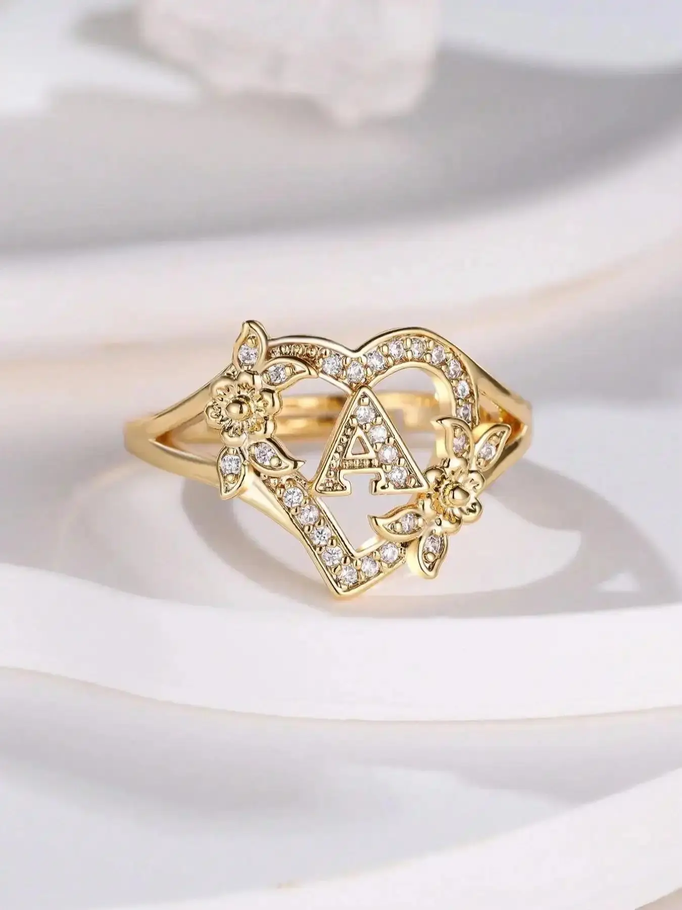 Fashion Letter Design Rhinestone Decorated Ring, 1 Count Elegant Hollow Out Flower for Women, Jewelry for Party, Daily Decor, Trendy All-match & Exquisite for classic everyday essential versatile style comfort wear