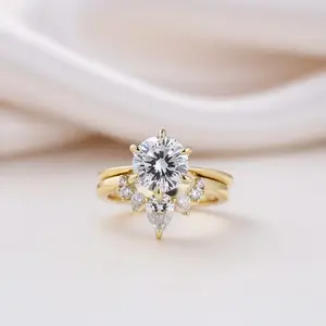 Yellow Gold Classic Round Cut Solitaire Wedding Set