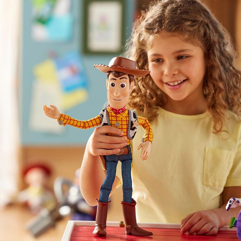 Disney Store Woody Interactive Talking Action Figure – Toy Story – 15''