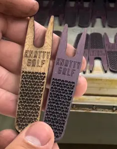 LOVE THE GREENS DIVOT TOOL