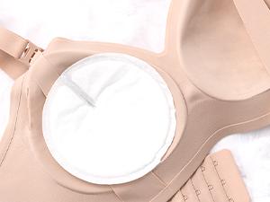 Momcozy Postpartum Recovery Essentials Kit, Labor Delivery Mom Care Kit, Self-Absorbent Disposable Underwear Nipple Nursing Pads Upside Down Peri Bottle Cold Pads Cooling Foam Canvas Bag Set