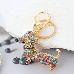 Cute Keychain, Lovely Key Decoration Pendant, Bag Pendant Suitable for Women, Sparkling Key Ring Crystal Wallet Pendant, Gift for Friends, Valentine's Day Gift, Gift
