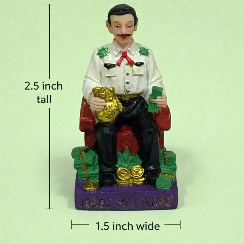 Jesus malverde statue figure