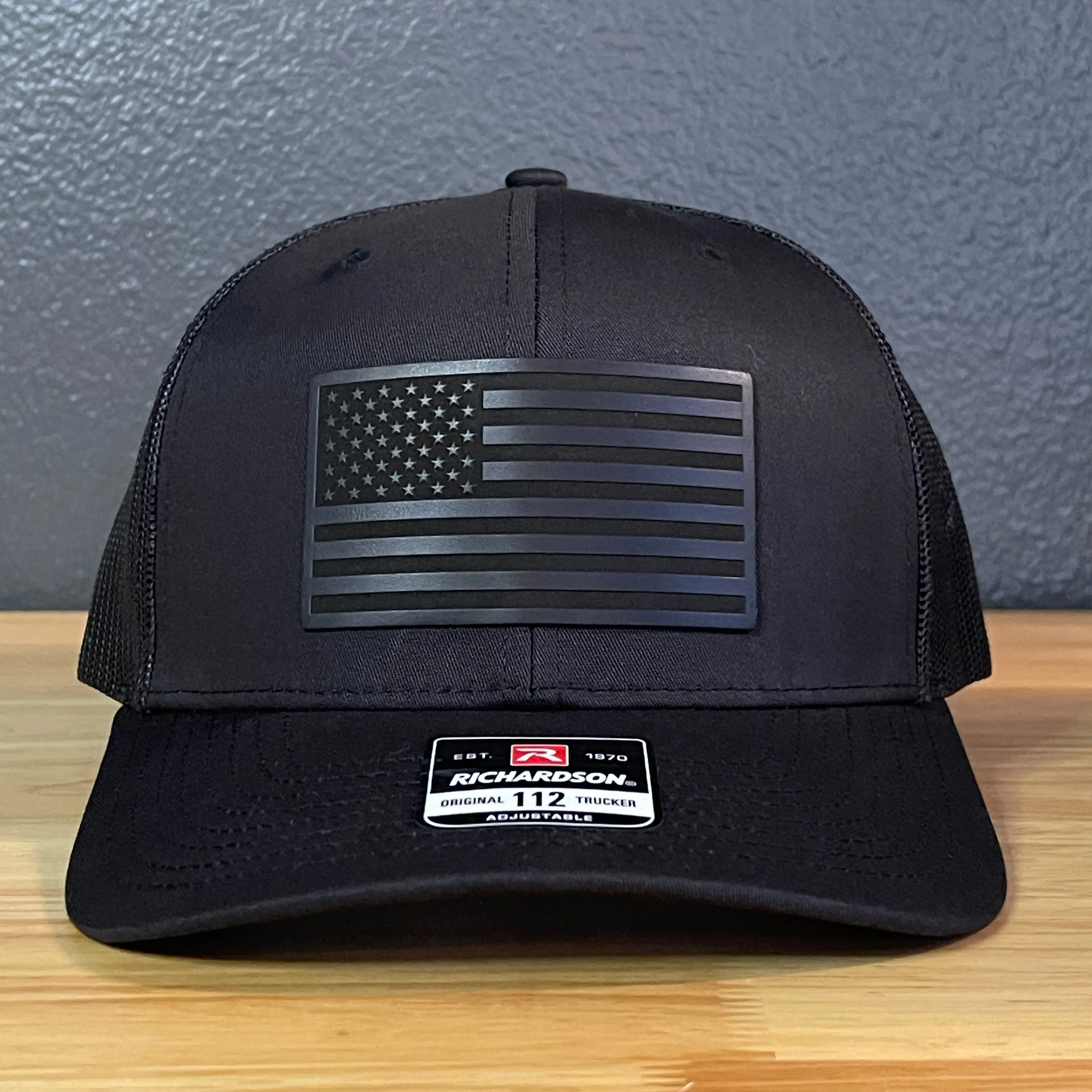 Richardson 112 BLACK AMERICAN FLAG Patriotic Leather Patch Hat Black Trucker Hat Adjustable Cap Premium Snapback