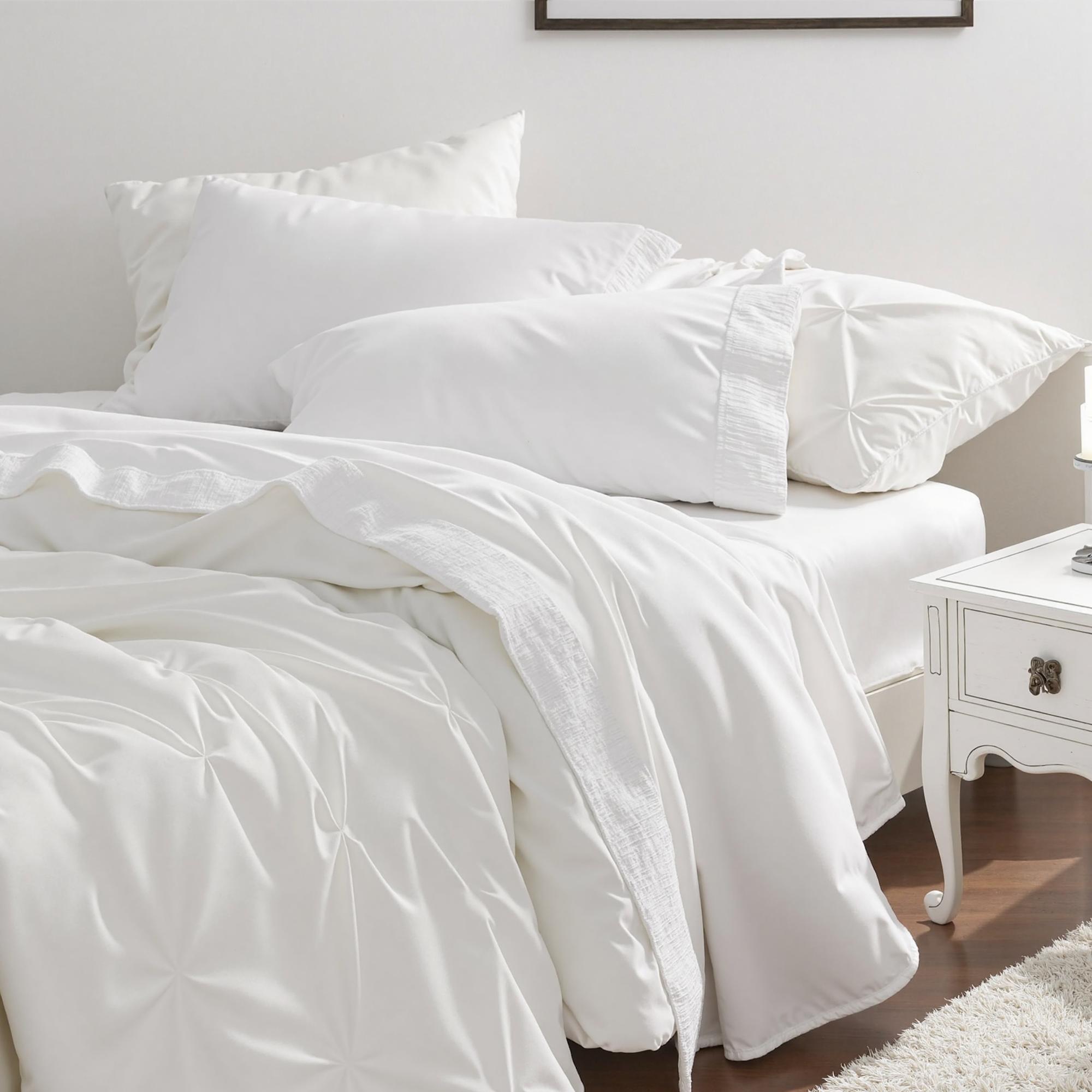 4-Pc Bed Sheets Set - Romantic Embossed Design & Brushed Microfiber  Bed Set- King Bed Sheet & Pillowcases - Upto 14" Deep Pocket Hotel Luxury Queen Sheets