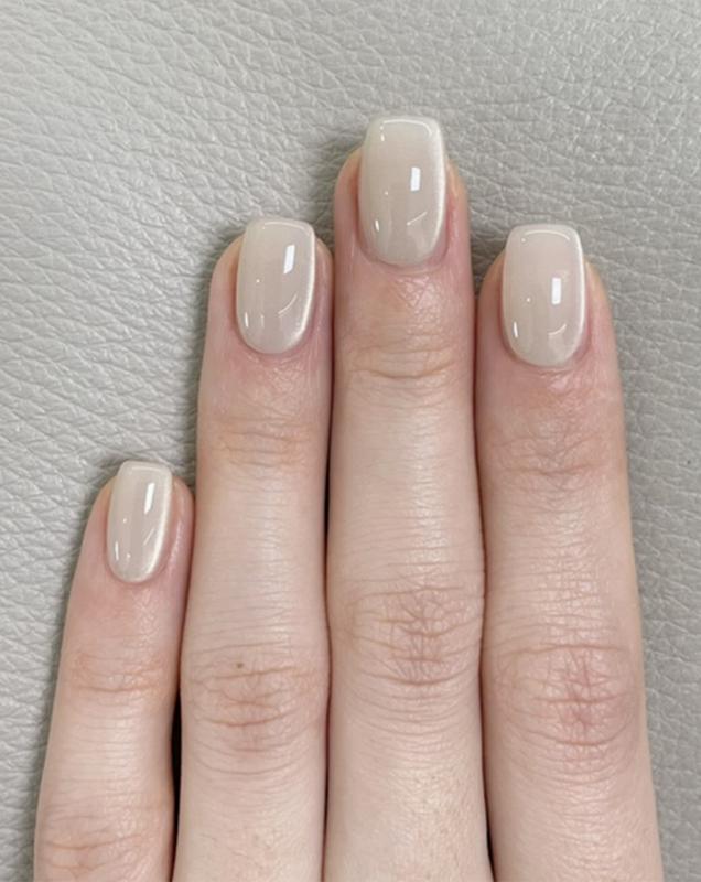 20 Pieces (2 sets) Gleaming Cat Eye Square False Tips Subtle Nude Pink Glossy Reusable Fake Stick on Nails Kit for Women