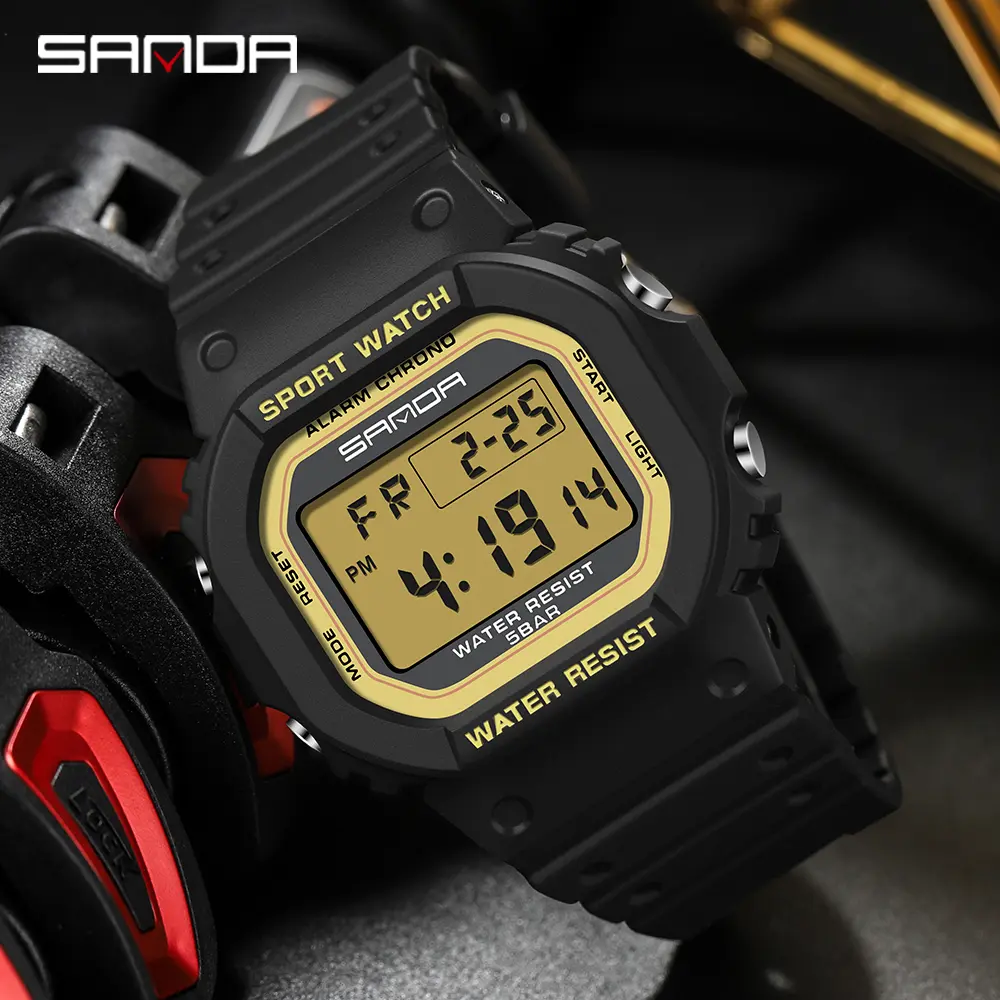 Durable Waterproof Watch: Alarm function, luminous hands, chronograph, full calendar display, presented in elegant packaging, exuding exceptional charm.