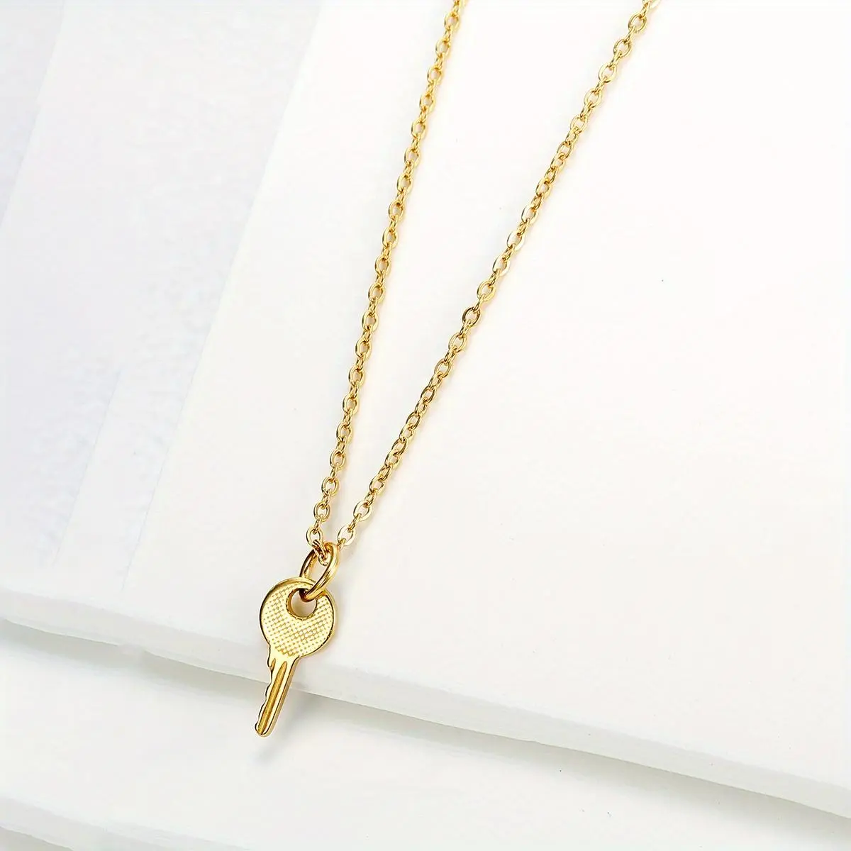 Unisex Classic Fashion Elegant Geometric Key-Shaped Stainless Steel Pendant Necklace, 1pc Steel Chain Jewelry Necklaces, Daily Casual Wear Accessory, Ideal Birthday Anniversary Gift for Loved Ones