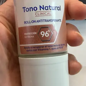 Vitamin C Roll-On Deodorant 96h Protection Gentle Care