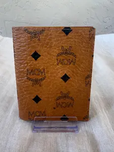 Pre-owned MCM Coated Canvas Compact Wallet Cognac Visetos Compact Pocket Organizer