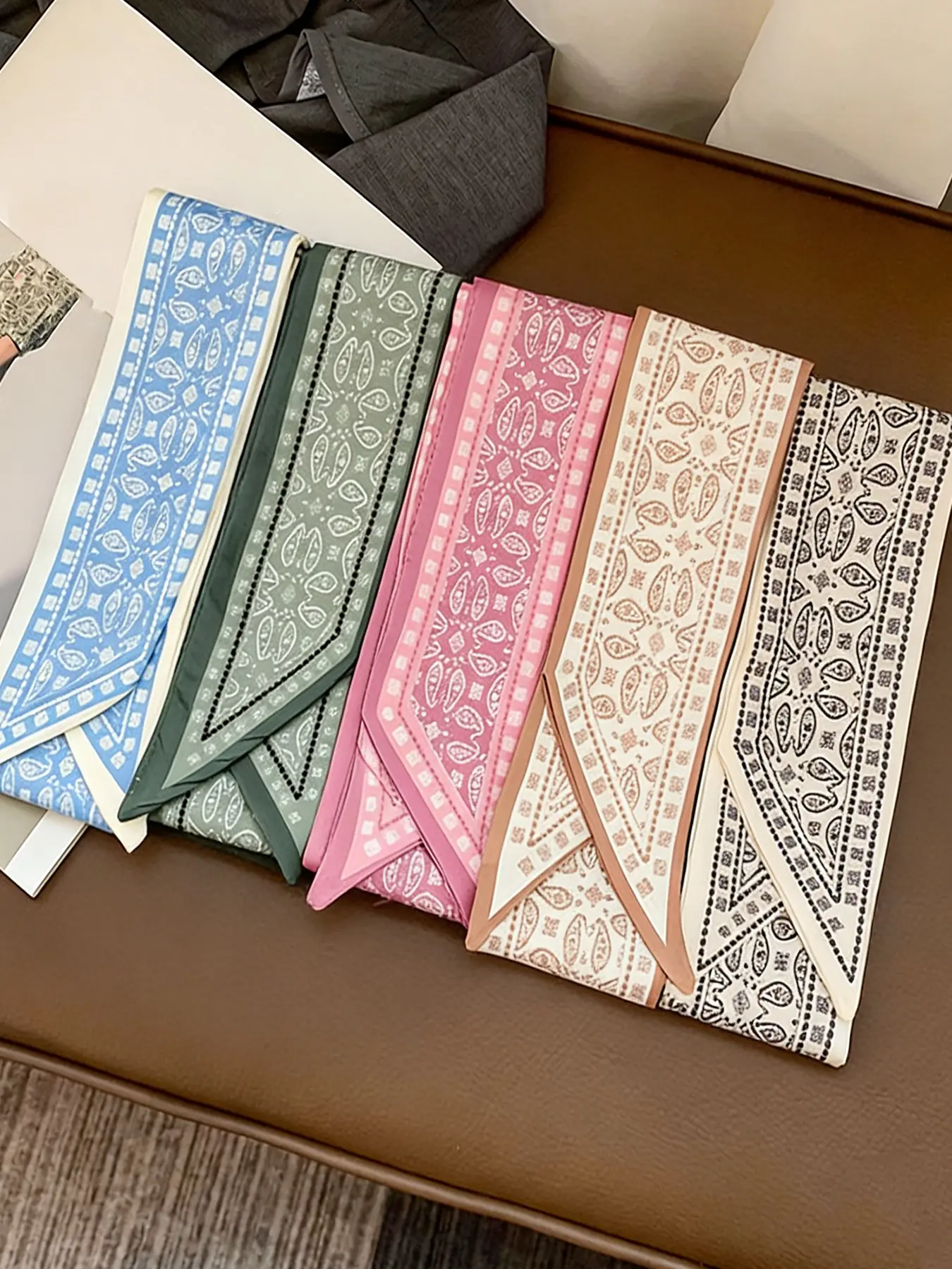 5 Pcs / 1 Set Candy Color French Style Polyester Paisley Print Scarf Set, Vintage Hairband, Headscarf, Woven Ribbon, Multifunctional Scarf, Hair Scarves, Bag Accessories