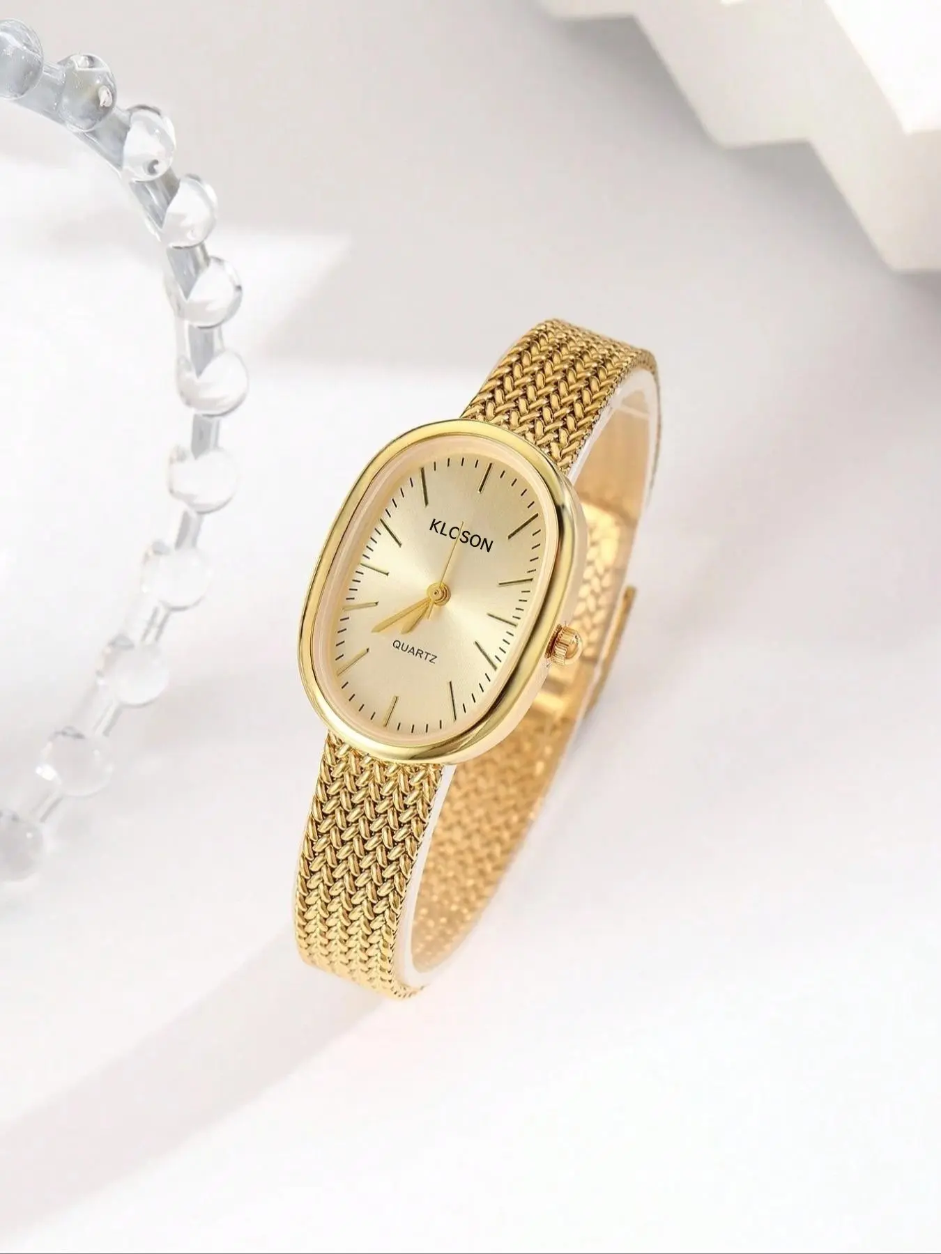Ladies Vintage Stylish Oval Quartz Watch with Elegant Small Dial, Modern Fashionable Wristwatch for All Seasons, Analog Quartz Watch, Fashionable Watches
