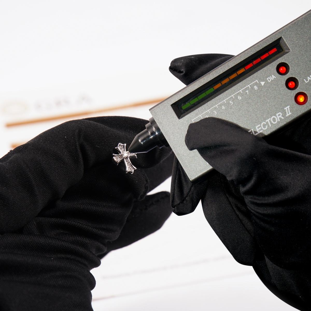 Delzzad Gothic Sparkle Cross Stud Earrings VVS Synthetic Moissanite Earrings S925 Studs Moissanite Earrings Jewelry Unisex Hip Hop Earrings Perfect Birthday Engagement Anniversary Mother’s Day Christmas Valentine's Day Gifts