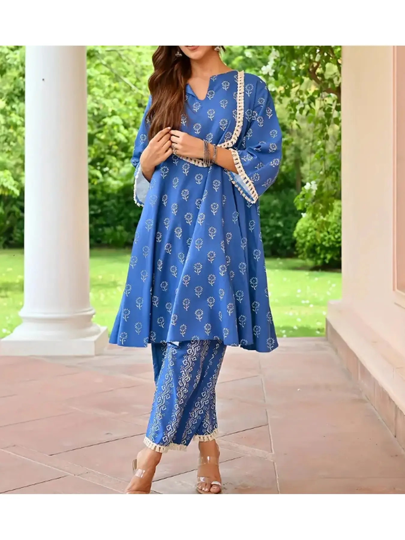2pcs Women's Ethnic Blue Kurti & Pants Set, Casual Summer Set, Trendy Summer Fashion Print, Tassel Lace Trim, Soft & Lightweight, Ideal for Travel/beach Days