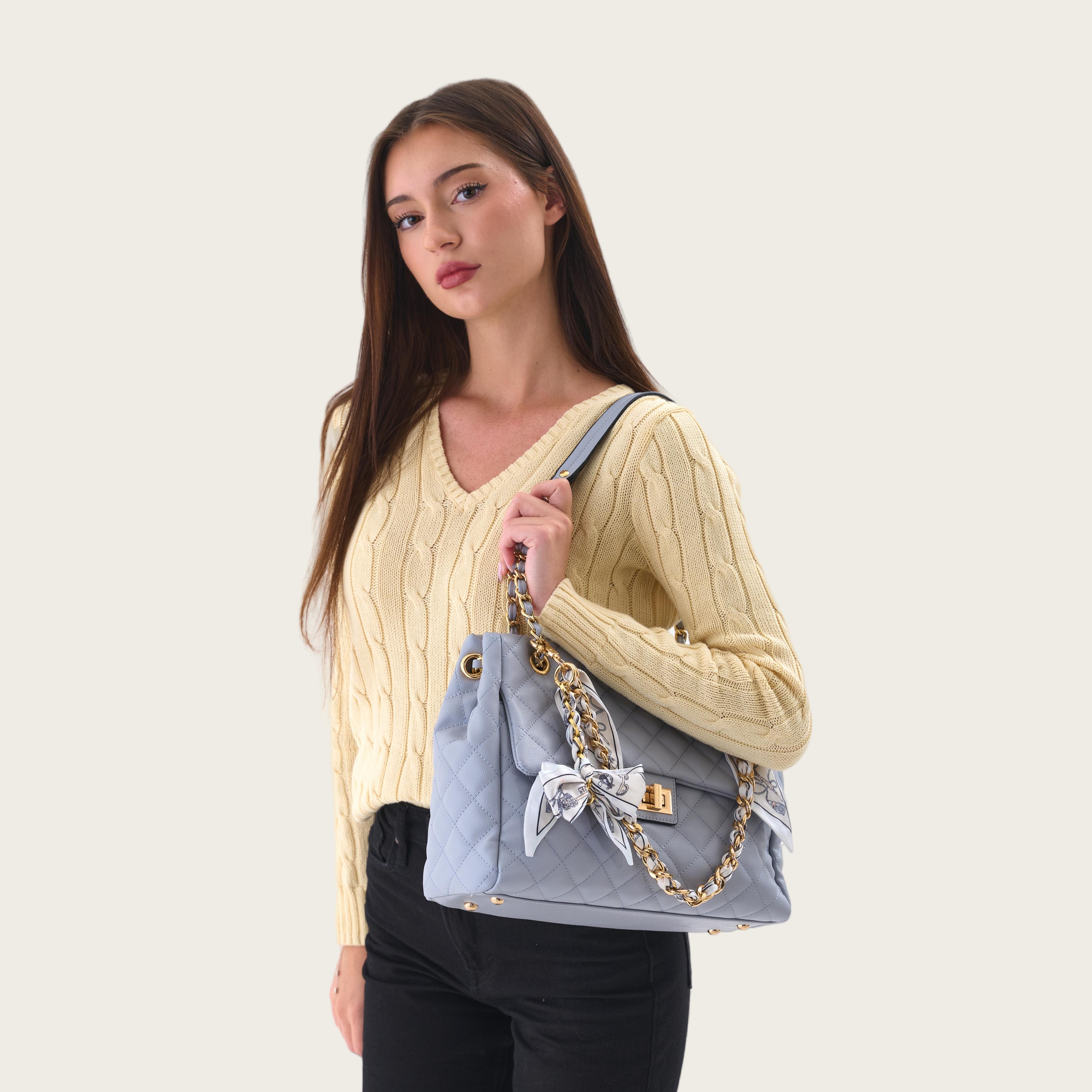 Elegant Bow Bag Charm – Floral Scarf Keychain with Gold Chain Accent, Stylish Purse Accessory for Women & Girls