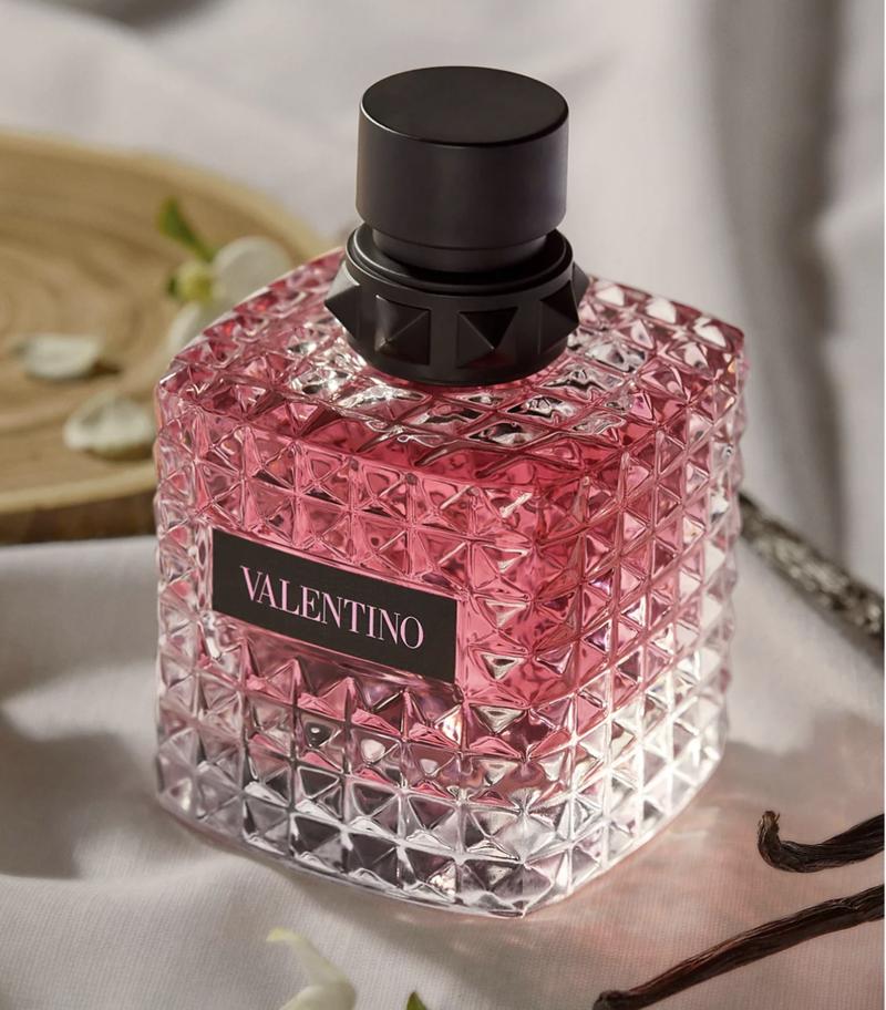 Valentino Donna Born In Roma Eau de Parfum for Women 3.4 Oz | Luxurious Fragrance for Women with Notes of Bergamot, Iris, Leather and Vanilla