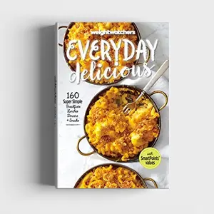 USED-Weight Watchers Everyday Delicious 2017 Smart Points Cook Book by unknown author (Unknown)