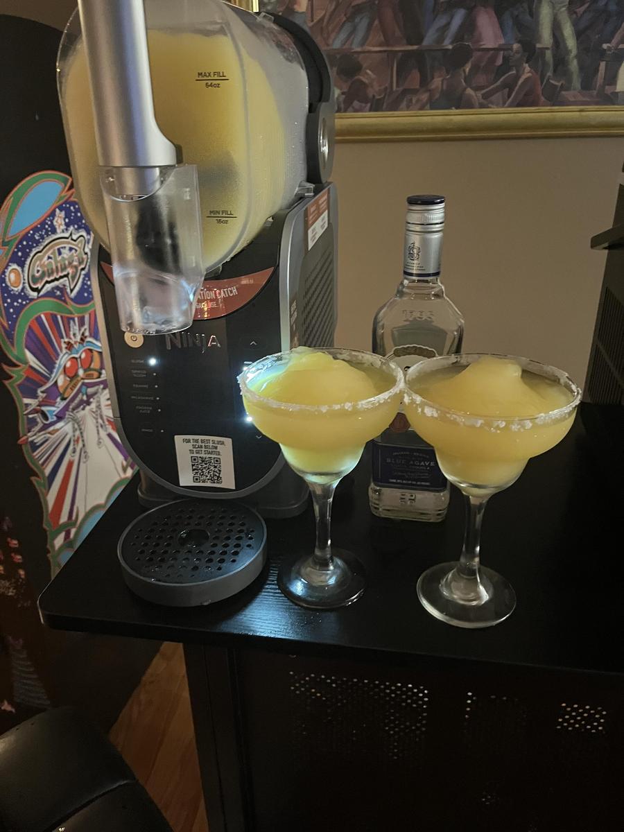 Item: SlushiSlushiBag