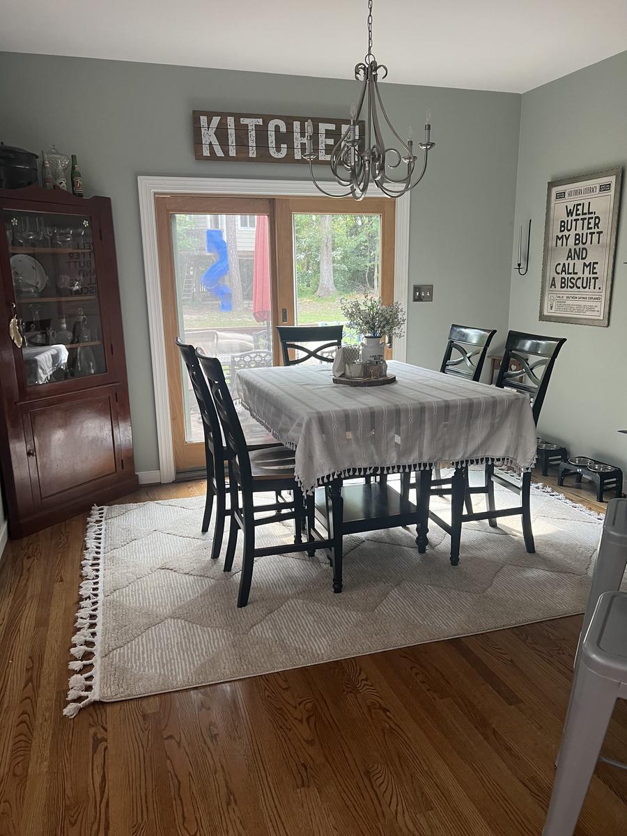 Item: Ivory, Rectangle, 6' 7" x 9'