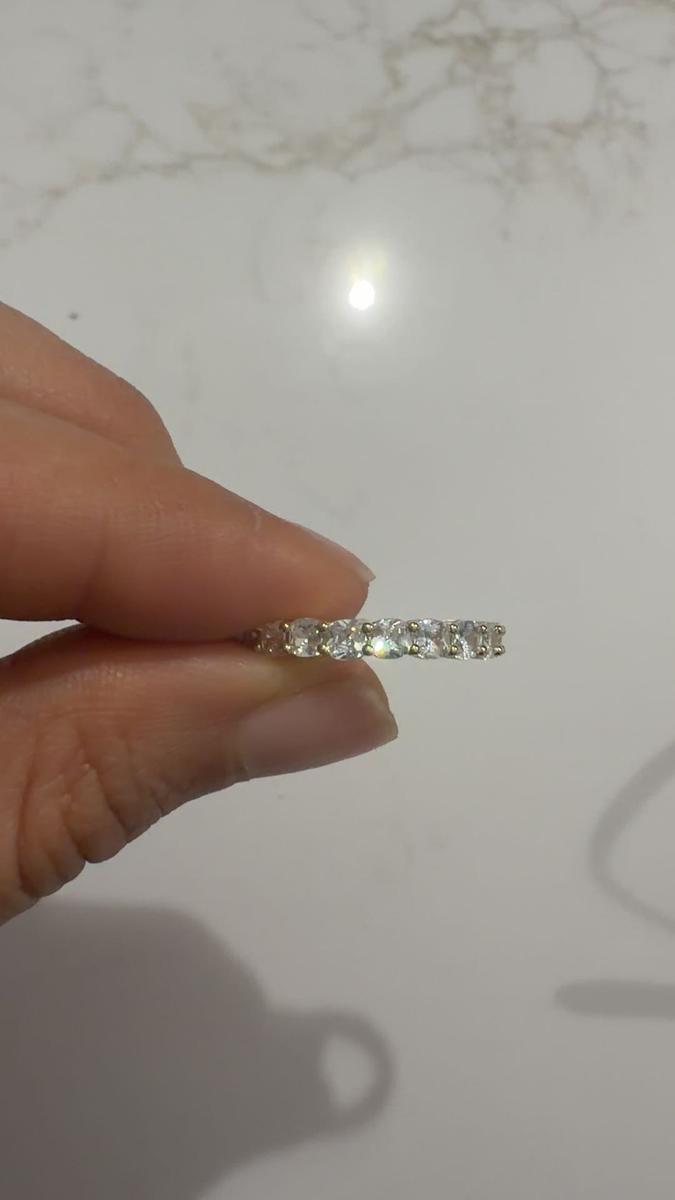 Item: Yellow Gold, 7