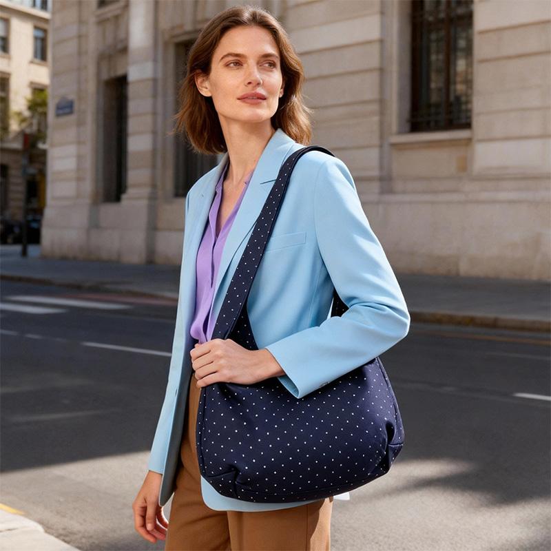 Star Polka Dot Canvas Tote Bag for Women Large Capacity Shoulder Bag with Magnetic Snap for Daily Commute School Casual Outings