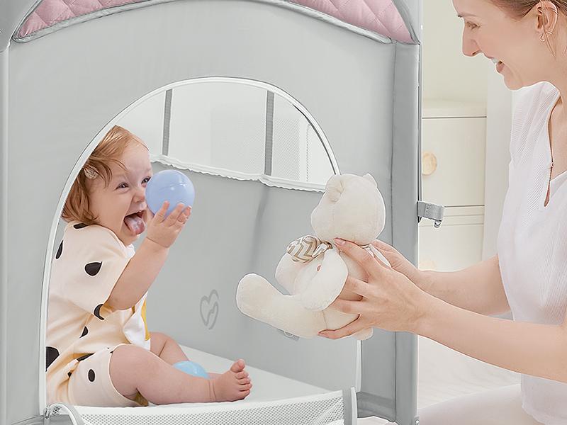 Baby Bassinet & Bedside Sleeper, Portable Baby Crib for Newborns and Infants, Foldable Playard with Mattress, Diaper Changer, Music Mobile for Nursery