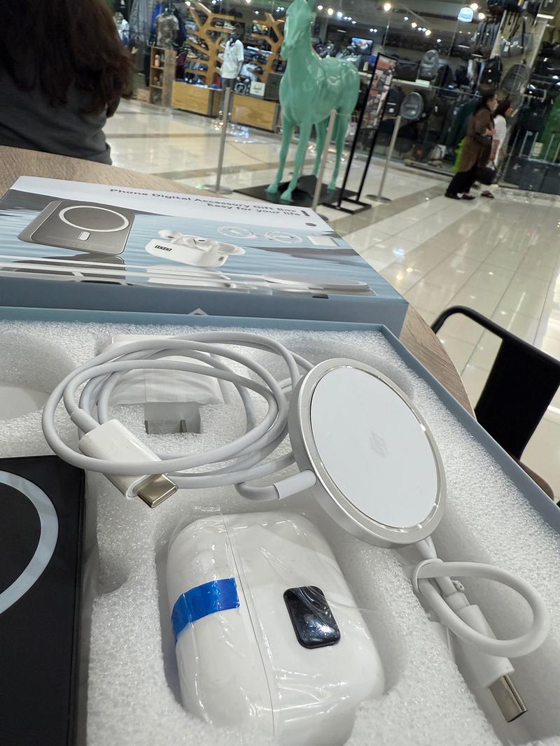 6-in-1 Wireless Charging Accessories Set with Magnetic Power Bank, Charger, Earbuds and Cables