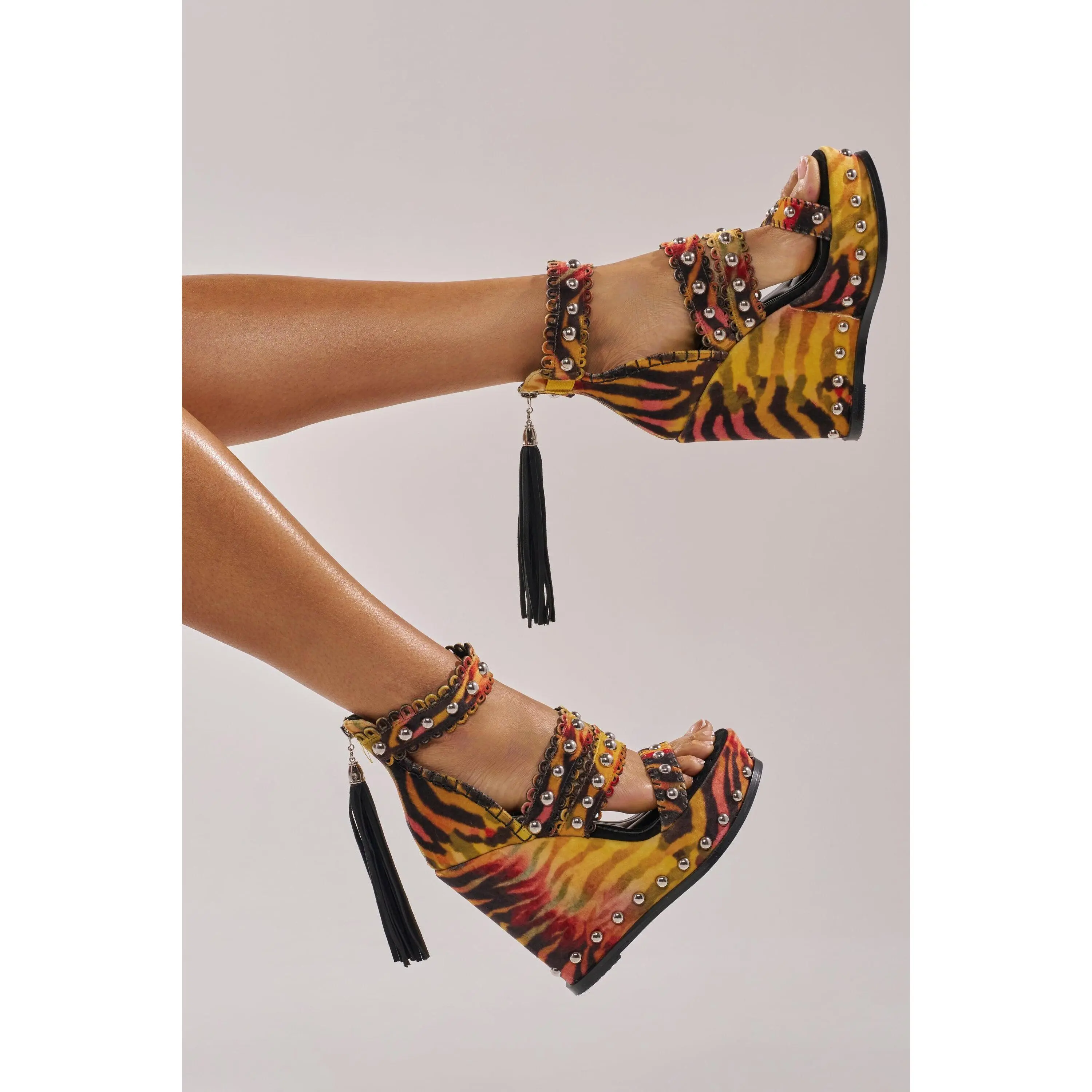 AKIRA GOLD ZANIA TIGER MULTI PRINT FRINGE EMBELLISHED WEDGE SANDAL