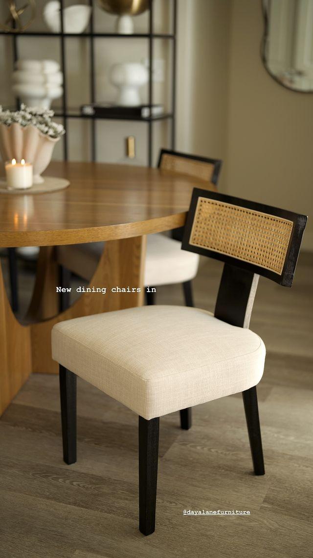 【Valentines'Day】DAYALANE Payson Modern Cane Dining Room Chairs Set of 2 Nature Cane Back Upholstered Beige Light Solid Wood Legs Ergonomic Curved Backrest for Mid Century Kitchen Party Furniture