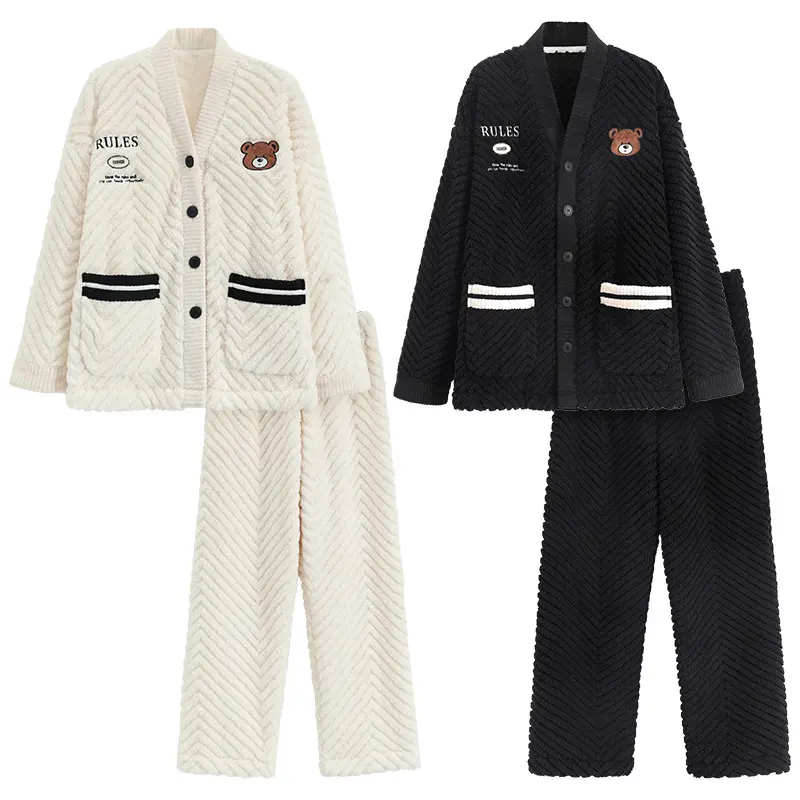Couple's Matching Pajama Set - Durable Flannel & Cute Fleece 2-Piece Longsleeves Loungewear Clothes Outfits for Indoors Use