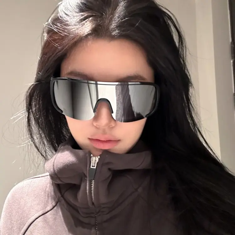 New Outdoor Cycling Sunglasses, Windproof Sunglasses, Hiking and Skiing Glasses, One-piece Sports Glasses