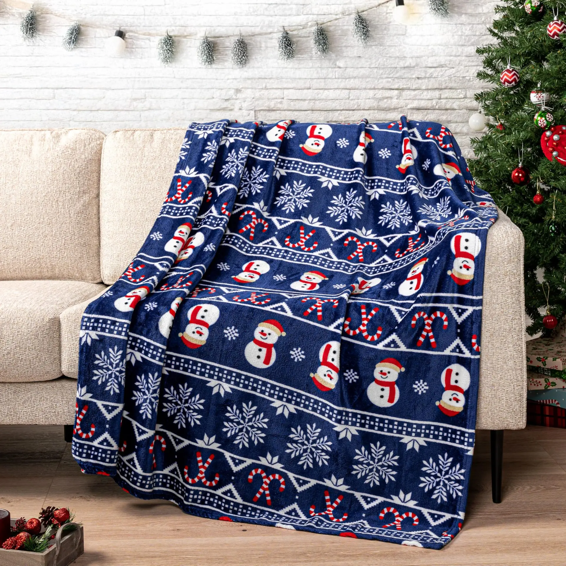 Blue Christmas Snowman Throw Blanket | Holiday Christmas Plush Blanket | Soft, Fluffy, Warm Winter Cabin Style Throw, 60×80 Inch