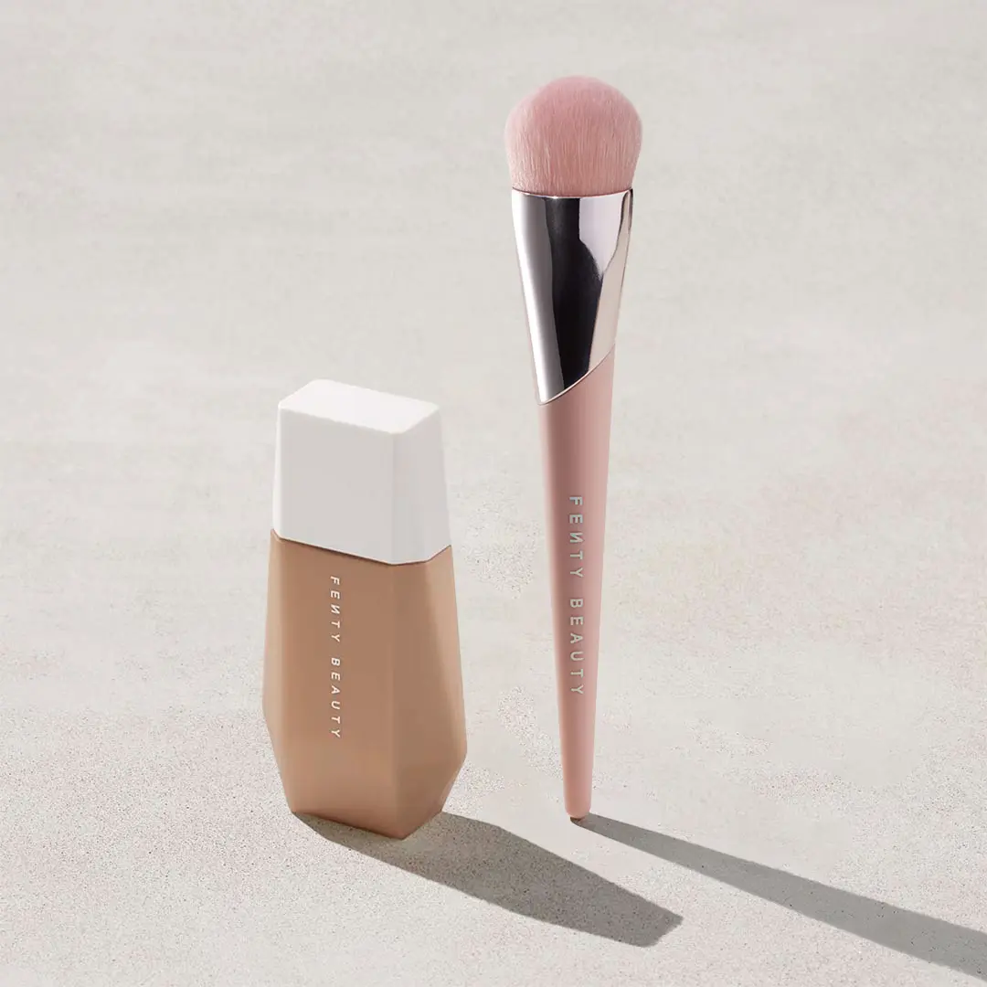 Fenty Beauty Blend + Blur Essentials: Eaze Drop Lightweight Blurring Skin Tint and Full-Bodied Foundation Brush 110