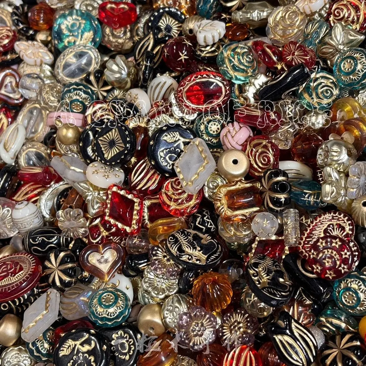 100g Vintage Baroque Gilded Beads, 130pcs Sketch Bracelets Beads, DIY Jewelry Making, 8-30mm Mixed-Colors, Butterfly Heart Flower Design