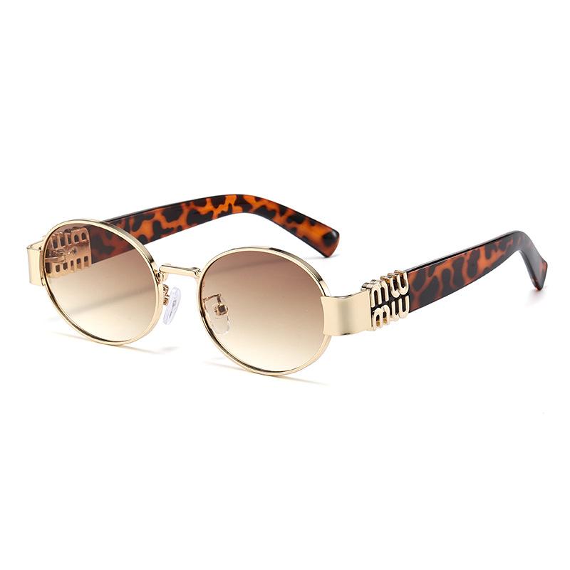 2026 Trendy European & American Round Sunglasses - Women’s Metal Logo Detail Shades with UV Protection (Retro Streetwear Pick)