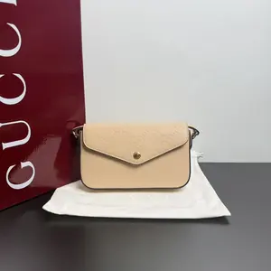 Pre-owned GUCCI Leather Shoulder Bags 8.30'' R1369 Shoulder Bag C12025295912 0307 T4 Kay