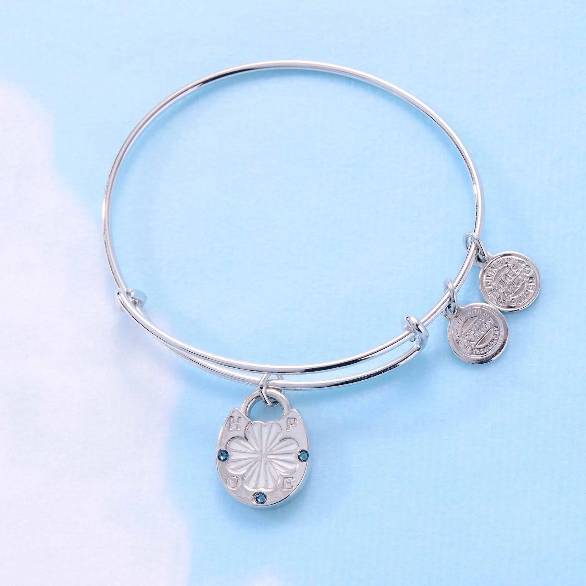 Clover Expandable Bangle