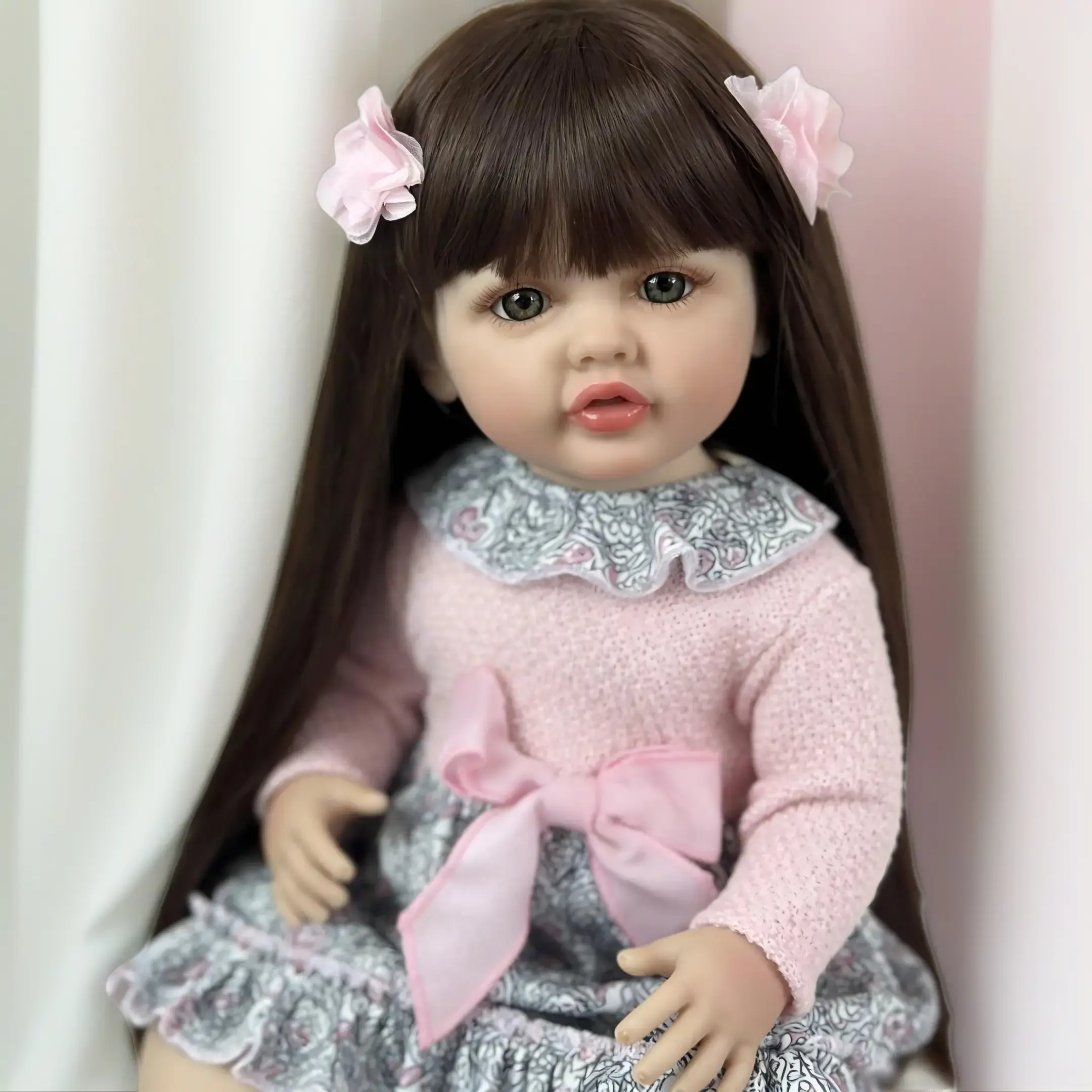 Betty 22-Inch Realistic Reborn Baby Girl Doll with Brown Wig Blue Eyes & Magnetic Pacifier Soft Vinyl Body Detachable Limbs Christmas Birthday Girl Gift Lifelike Newborn Doll Soft Weighted Dolls
