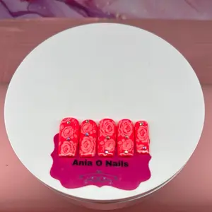 Medium Square nails