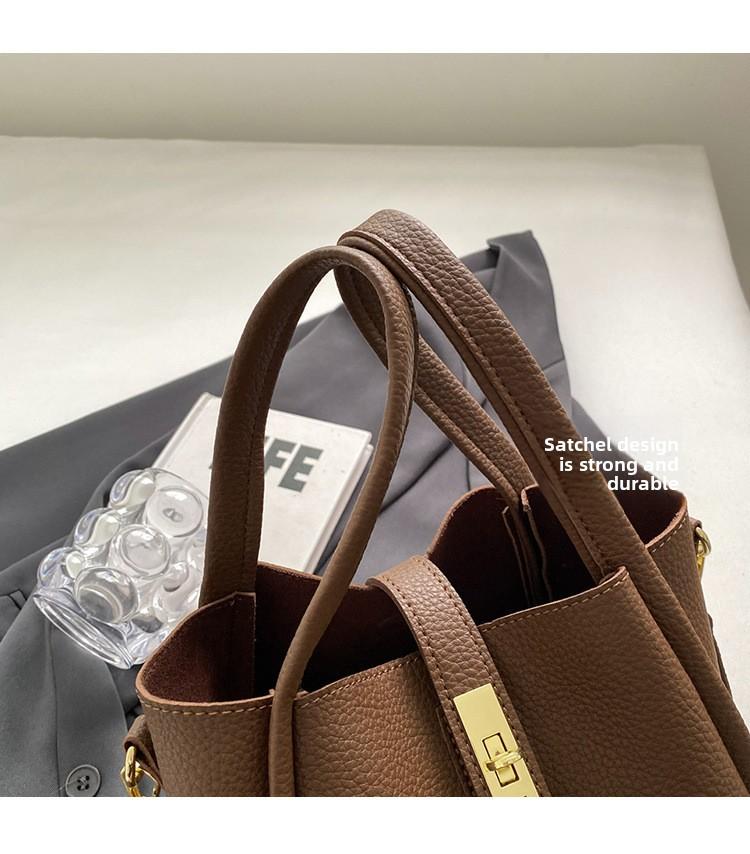 2026 Women's Elegant Solid Color Handbag, Fashion  Leather Shoulder Bag for Daily Used, Casual Trendy Versatile High-quality Commuting Bag, Girl Fashionable Bag,  Tote Satchel PU