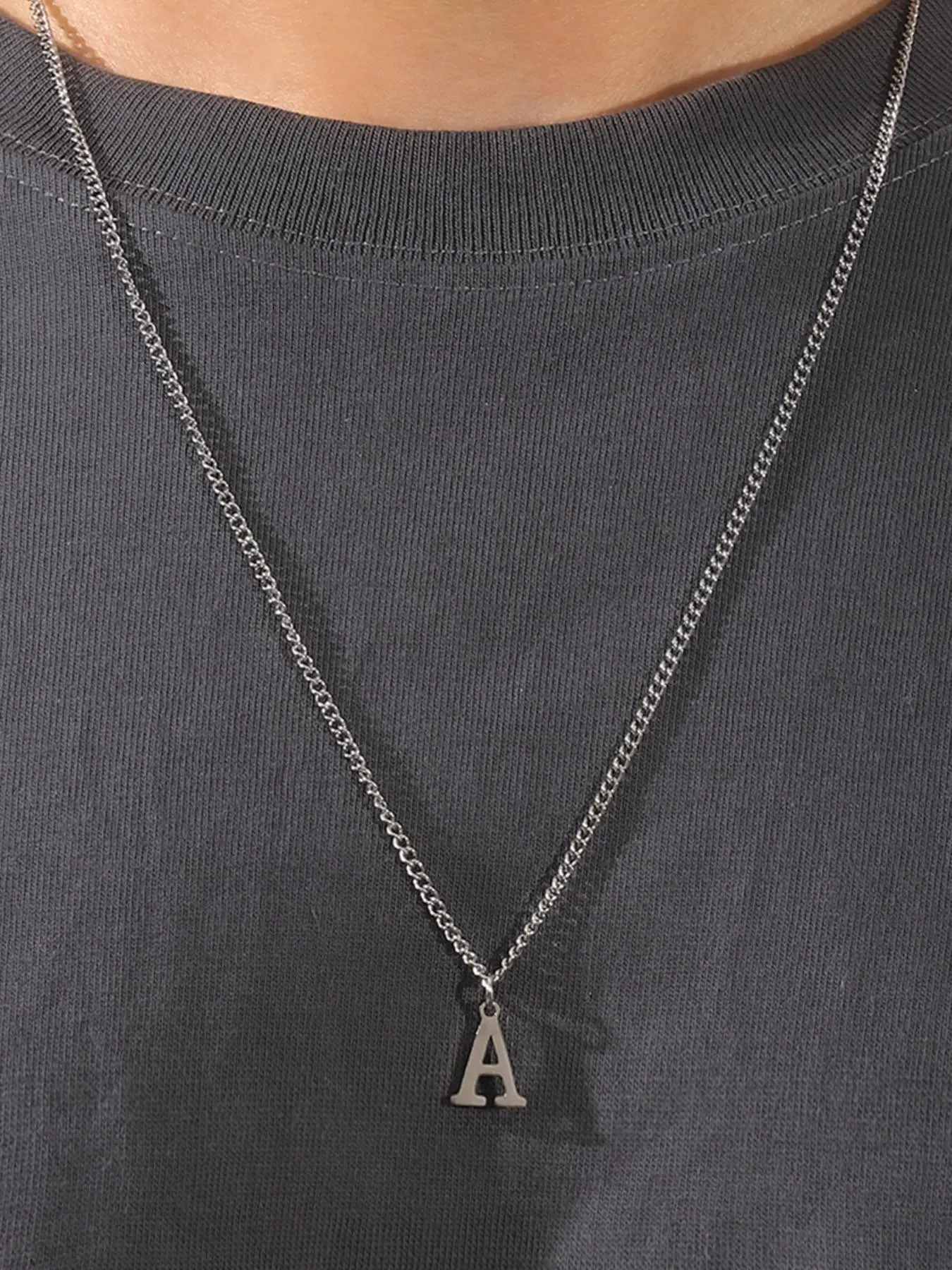 1 Piece Letter Detail Pendant Necklace for Men, Casual All-match Jewelry for Boys Gift, Male Classic Fashion Accessories, Initial Letter Necklace, Stainless Steel Necklaces