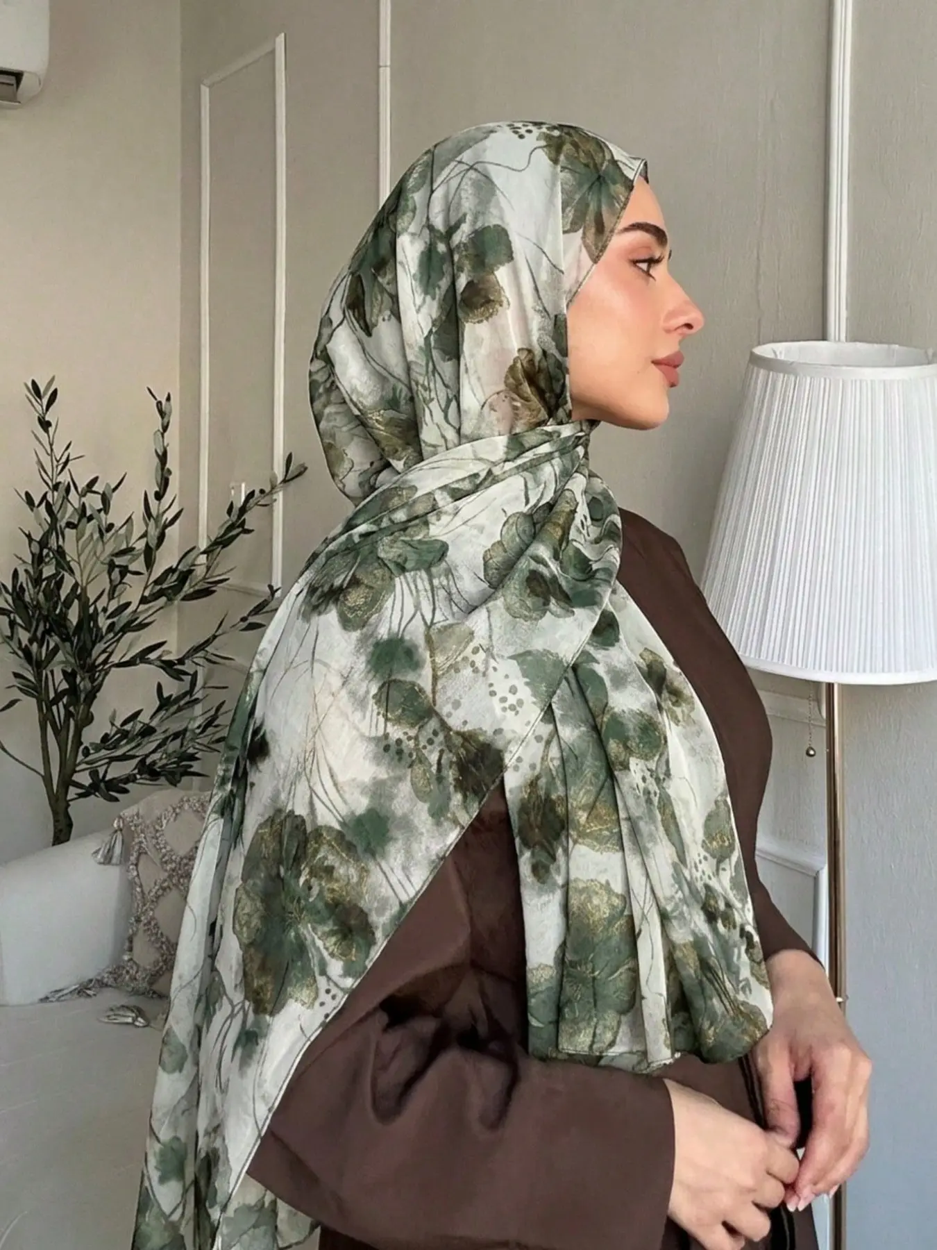 Women's Fashion Chiffon Floral Print Scarf, Elegant Casual Muslim Hijab, Lightweight Breathable Headscarf, All Seasons, Holiday Gift, Modesty Hijab Wrap
