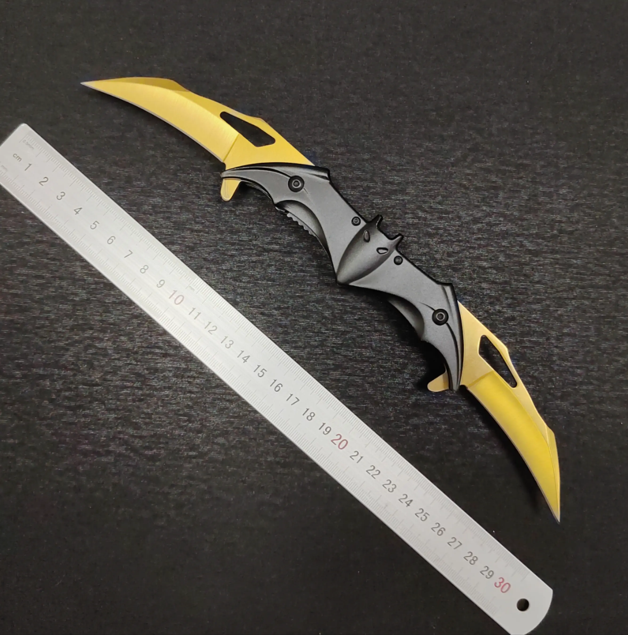 Bat Folding Twin-Blade Camping Knife, Portable Multipurpose Outdoor Tool for Men, Ideal Gift for Cosplayers