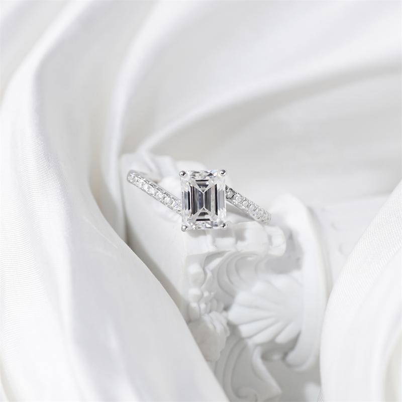 Delzzad 2ct Sparkling Step Cut Engagement Ring Wedding Band Synthetic Moissanite S925 Ring Band Jewelry Perfect Birthday Engagement Wedding Anniversary Christmas Gift