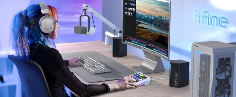 FIFINE AmpliGame LCD Keyboard with 15 Shortcuts for OBS Streaming Studio with Macro Keys, Trigger Actions, PC Media RGB Gaming Controller Deck for Content Creation/Office Work-D6